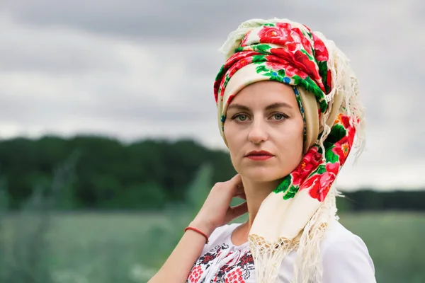 Beautiful Ukrainian Woman Folk Dress Scarf Field — Stock Photo, Image