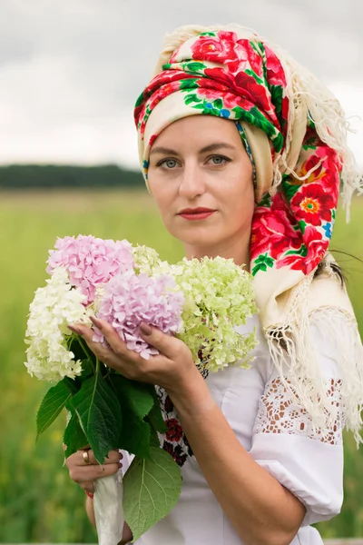 Beautiful Ukrainian Woman Folk Dress Scarf Field — Stock Photo, Image