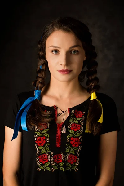 Girl Braided Yellow Blue Ribbons Colors Ukrainian Flag Dark Background — Stok fotoğraf