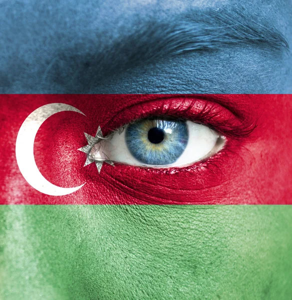 Volto umano dipinto con bandiera dell'Azerbaigian — Foto Stock