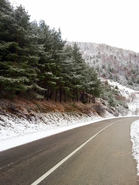 Estrada de inverno — Fotografia de Stock