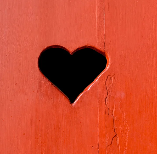 Puerta de madera con corazón — Foto de Stock