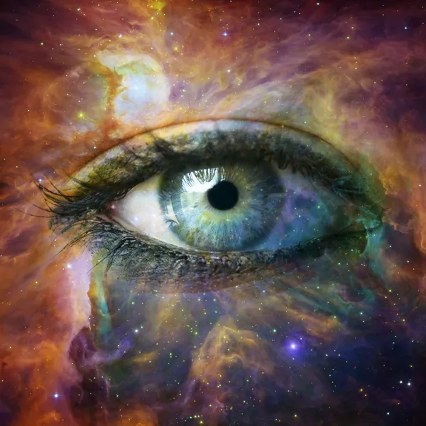 Menschliches Auge im Universum - Elemente dieses Bildes eingerichtet Stockbild