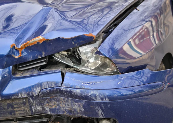 Crashed car — Stock Photo, Image