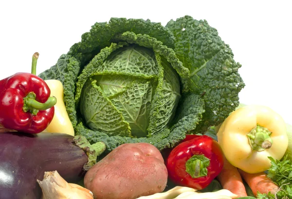 Grupo de verduras frescas aisladas sobre fondo blanco —  Fotos de Stock