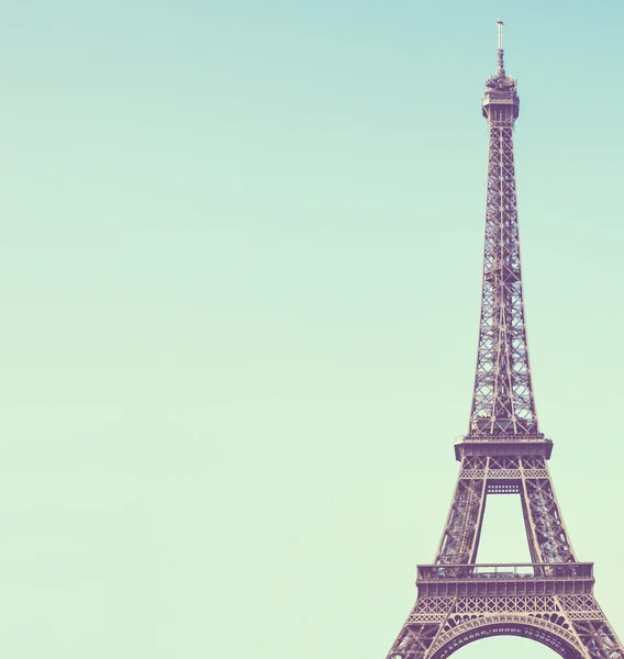 Tour Eiffel contre ciel bleu image vintage — Photo