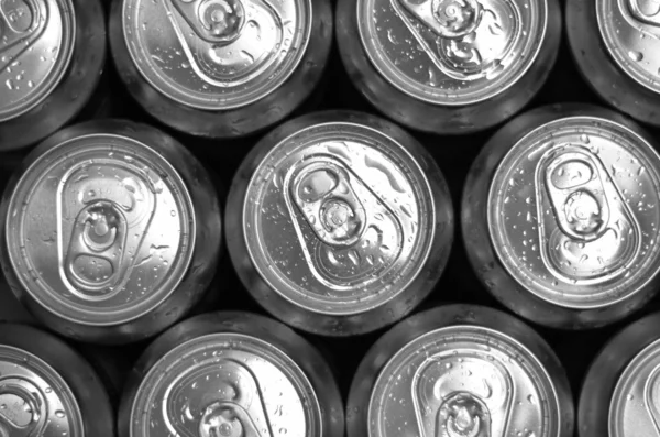 Abstract vie of cold cans with refreshing drink background — Stock Photo, Image