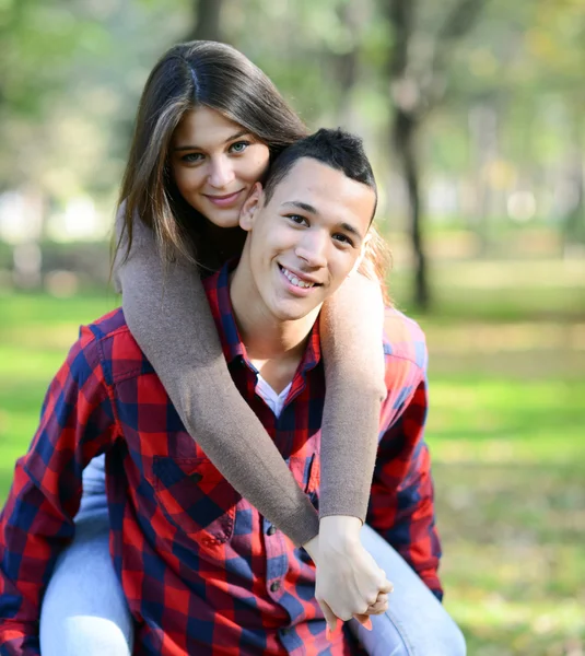 Closeup on young beautiful smiling couple — Stock Photo, Image