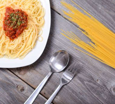 Spagetti Bolonez
