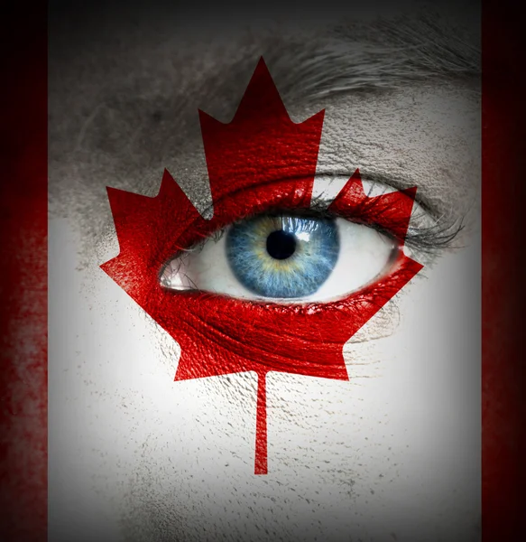 カナダの旗と塗られる人間の顔 — ストック写真