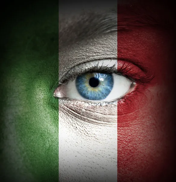 Volto umano dipinto con bandiera d'Italia — Foto Stock