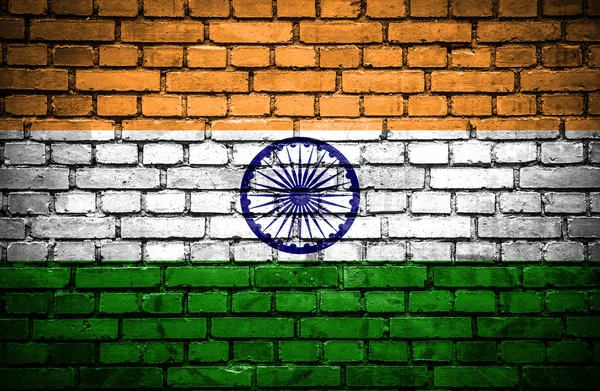 Цегляна стіна з пофарбовані прапор Індії — стокове фото