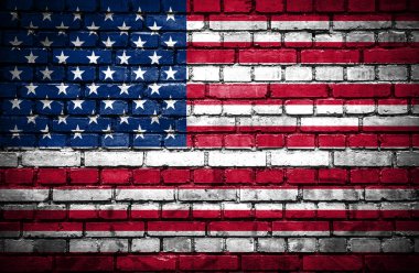 tuğla duvar boyalı Amerika Birleşik Devletleri bayrağı ile