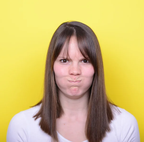 Portrait de fille en colère va exploser de colère — Photo