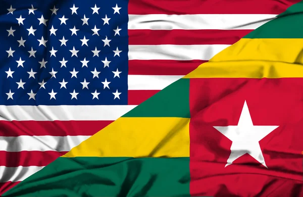 Waving flag of Togo and USA — Stock Photo, Image
