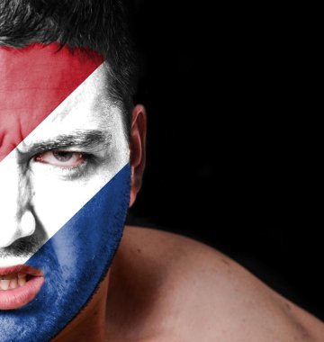 kızgın adam portresi ile boyalı Hollanda bayrağı