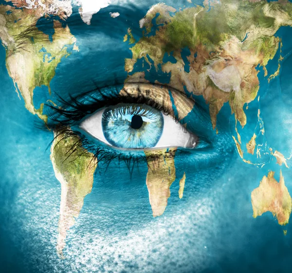 Planet earth ve mavi insan gözü - "Bu görüntü furnis unsurları - Stok İmaj