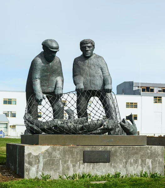 Monument to fishermans of Iceland at Isafjordur Iceland — Stock Photo, Image