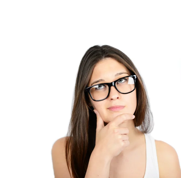 Retrato de una hermosa chica mirando hacia arriba y pensando de nuevo —  Fotos de Stock