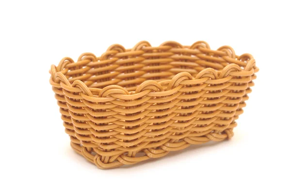 Empty wicker basket. Isolated over white — Stock Photo, Image