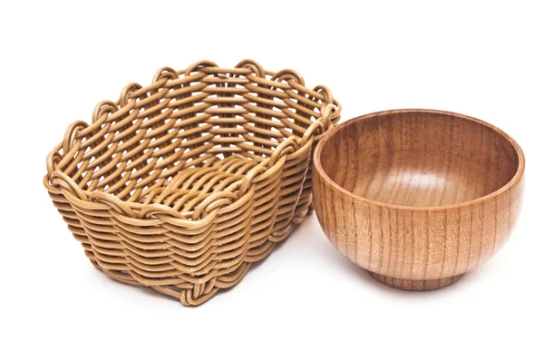 Empty basket and bowl isolated on white background — Stock Photo, Image