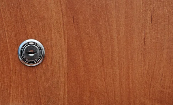 Trou de clé de l'armoire en bois de bureau — Photo