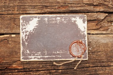 bir mum mühür ile eski kağıt