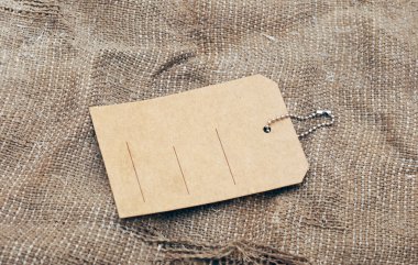 eski çuval çuval bezi arka plan doku ve fiyat etiketi