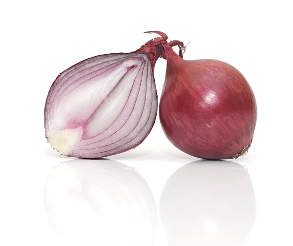 Red onion isolated on white background — Stock Photo, Image