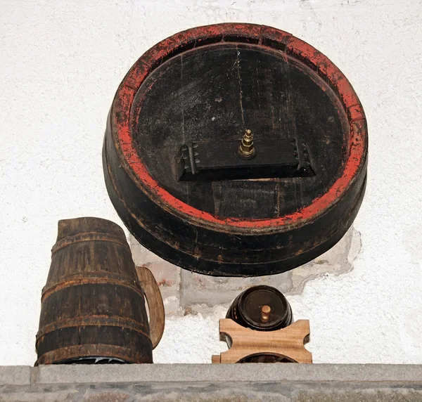 素朴でワインの樽 — ストック写真