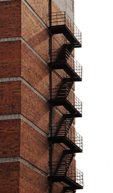 eski güzel evlerde yangın merdiveni