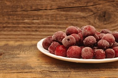 Olgun dondurulmuş tatlı kiraz yakın çekim.