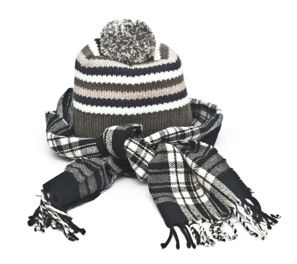 Sombrero de invierno de punto de lana caliente y bufanda — Foto de Stock