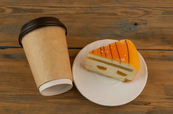 Papel Taza Café Galletas Sobre Fondo Mesa Madera —  Fotos de Stock