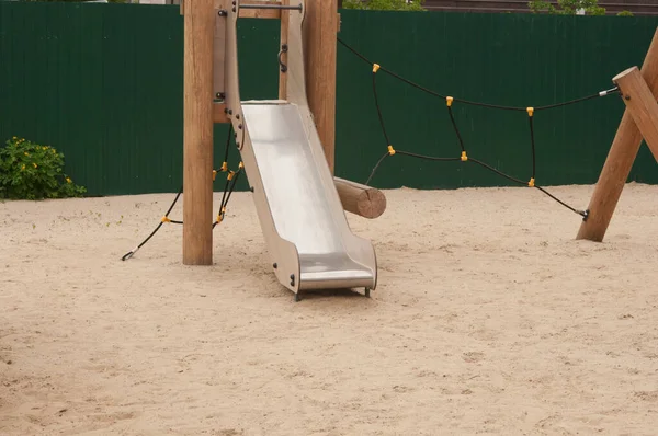 Játszótér Udvaron Parkban Gyerekjátszótér Parkban Játszótéri Játék Készlet Nyilvános Parkban — Stock Fotó