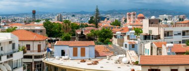 Limasol. eski şehir panoraması. çatı görünümü. Kıbrıs