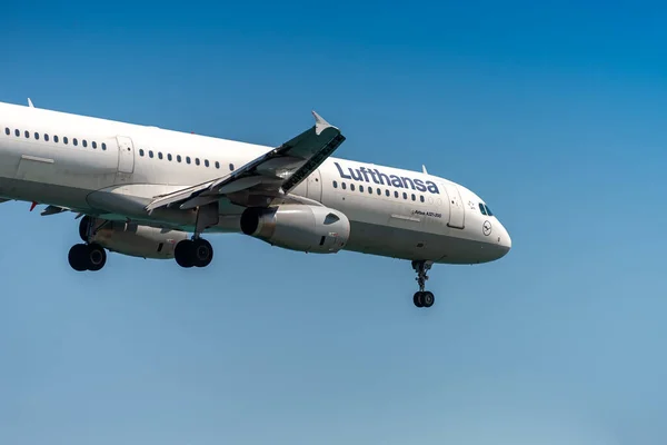 Larnaka Zypern September 2022 Airbus A321 200 Der Lufthansa Landet — Stockfoto