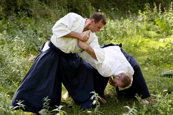 Formazione di arte marziale Aikido . — Foto Stock