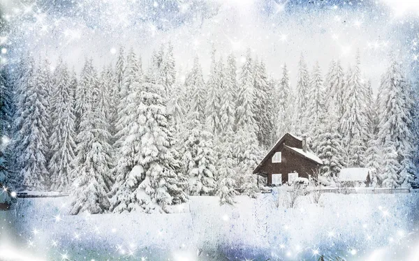 Χριστούγεννα φόντο με χιονισμένο σπίτι στο λόφο — Φωτογραφία Αρχείου