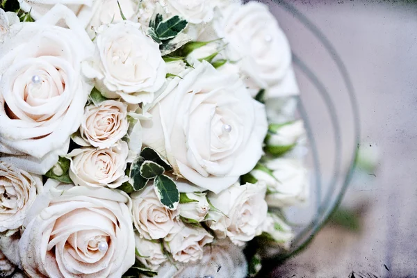 Vintage photo of white wedding bouquet — Stock Photo, Image