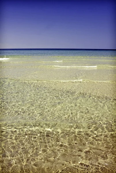 Opuszczona plaża — Zdjęcie stockowe