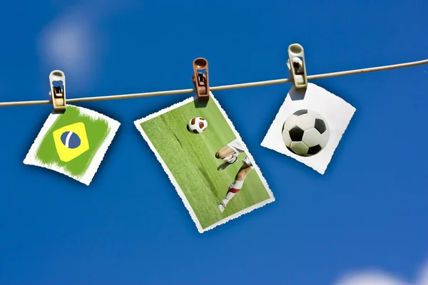 Футбольный мяч, игрок и флаг Бразилии — стоковое фото