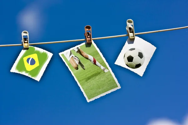 Fußball, Spieler und brasilianische Fahne — Stockfoto