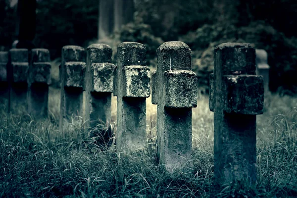 Надгробия Кладбище Концепция Хэллоуина — стоковое фото