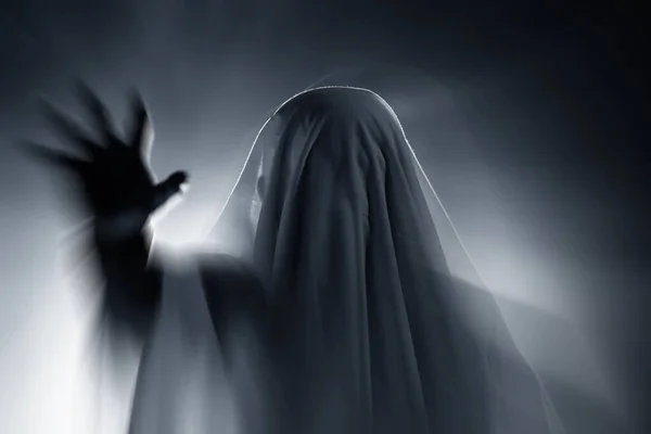 Spaventoso Fantasma Nel Buio Spettrale Notte Halloween — Foto Stock