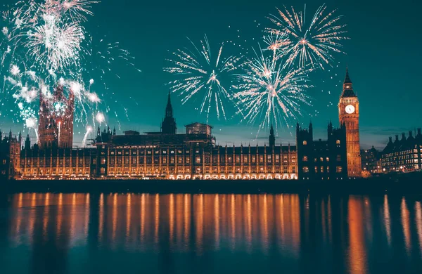 Big Ben Med Fyrverkerier Firande Nyår House Parliament London Storbritannien — Stockfoto