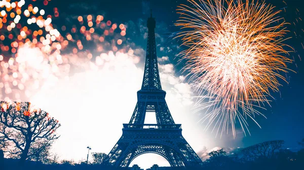 Eiffelturm Mit Feuerwerk Feier Des Neuen Jahres Paris Frankreich — Stockfoto