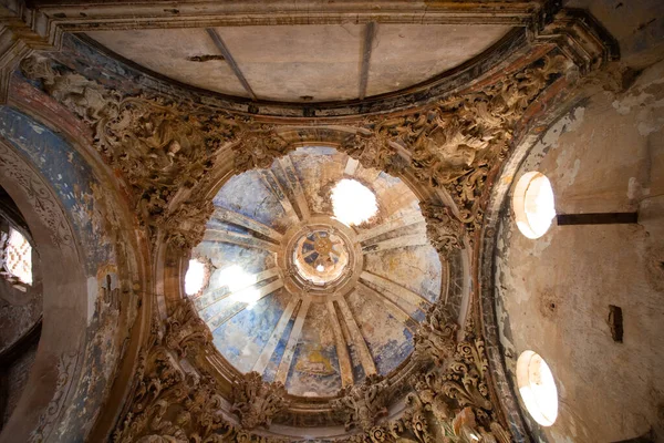 Vue Bas Une Coupole Endommagée Vieille Église Ville Belchite Espagne — Photo