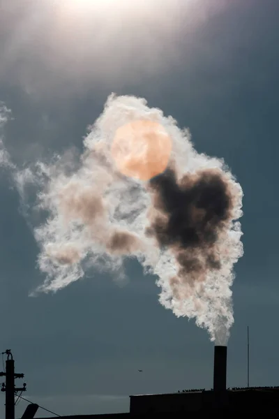 Luftverschmutzung Durch Kraftwerksschornsteine Industrie Und Konzept Der Globalen Erwärmung — Stockfoto