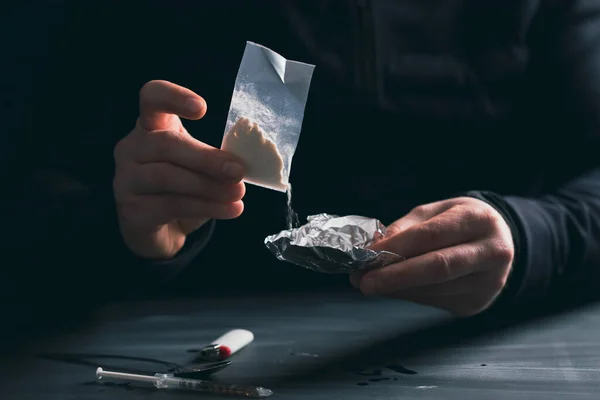 Viciado Drogado Preparar Drogas Conceito Criminalidade Toxicodependência — Fotografia de Stock